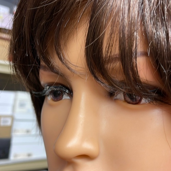 NWT 9/8” short brown wig very subtle golden lights layered shaped waved bangs DP - Picture 5 of 15